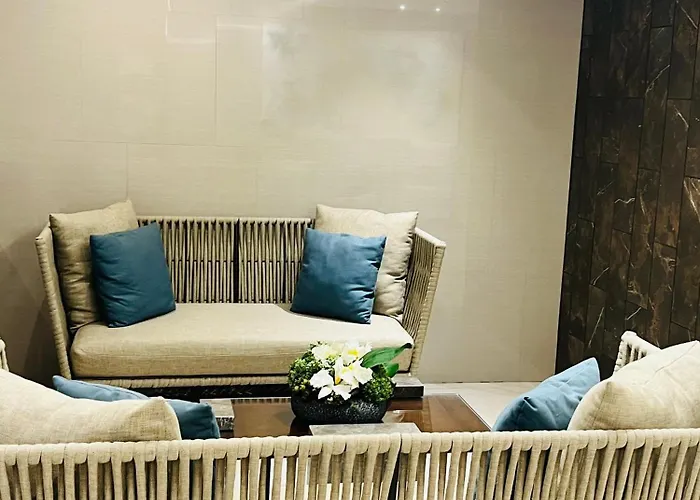 J Radiant Coast Condotel *